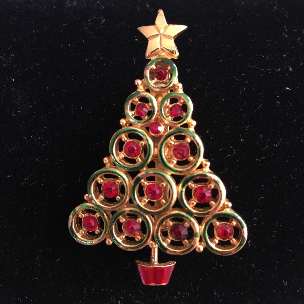 VINTAGE Jeweled & Enamel Christmas Tree‎ Pin